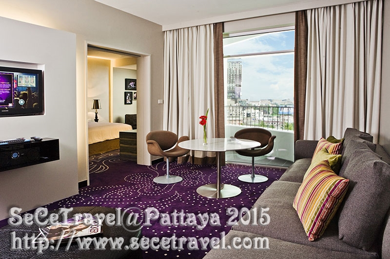 SeCeTravelHARD ROCK HOTEL-COMPOSER-SUIT-LIVING1