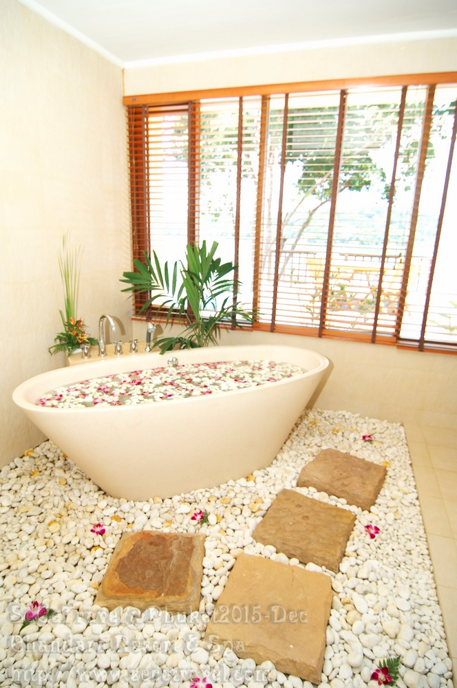 SeCeTravel-Phuket Hotel-Chandara-VILLA-W-BATHROOM-01 (Copy)