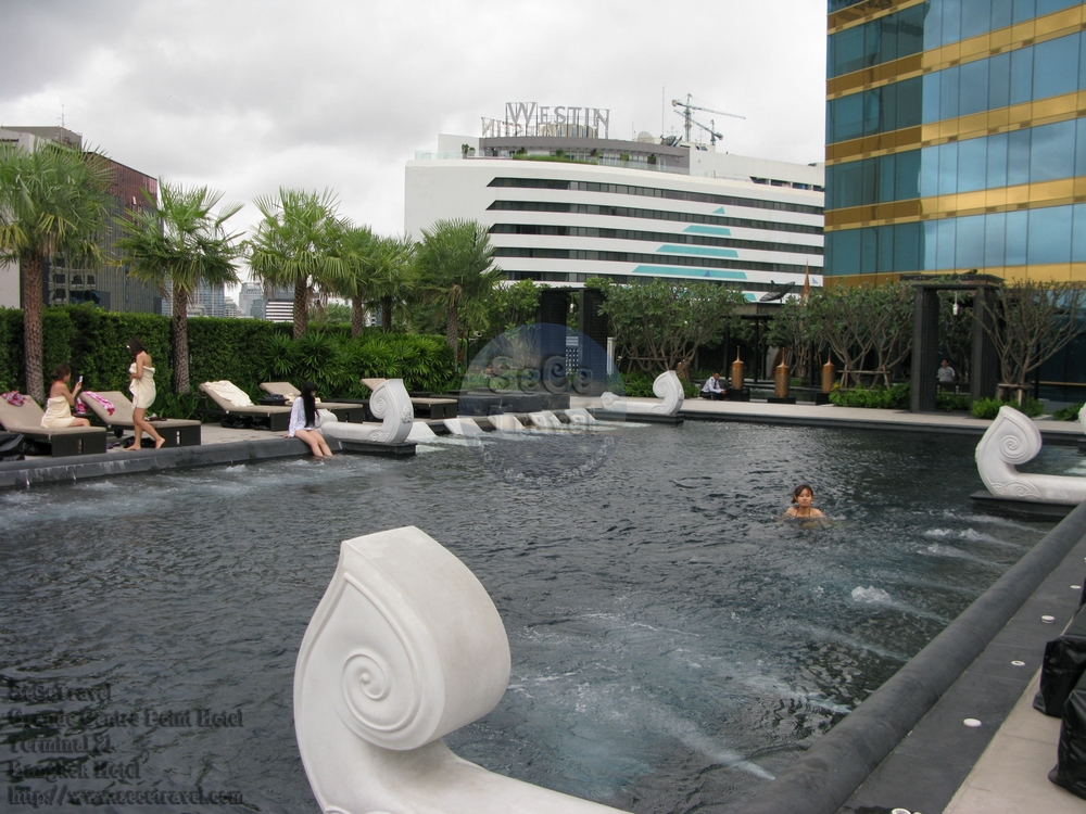 SeCeTravel-Grande Centre Point Hotel Terminal 21-swimming pool6