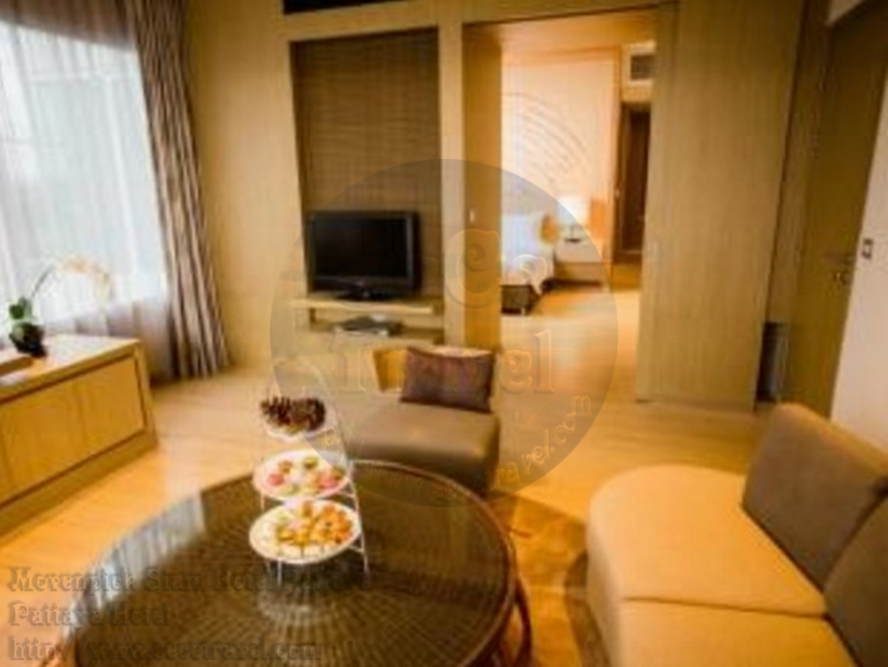 SeCeTravel-Movenpick Siam Hotel Pattaya-Executive Suite Sea View-living room