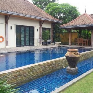 SeCeTravel-Two-Villas-Holiday-Oriental-Style-Layan-Beach-Phuket-Thailand-Villa-Pool-3