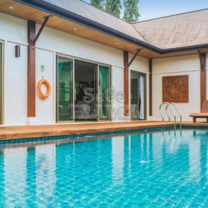 SeCeTravel-Two-Villas-Holiday-Oriental-Style-Layan-Beach-Phuket-Thailand-Villa-Pool-4