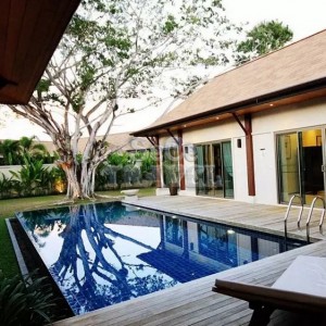 SeCeTravel-Two Villas Holiday Oriental Style Nai Harn Beach-bedroom-8