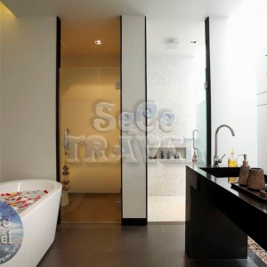 SeCeTravel-Wings-Phuket- Villa-by-Two -Villas- Holiday-bathroom-1