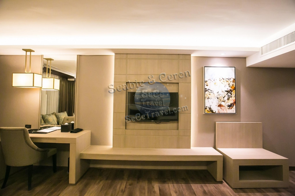 SeCeTravel-Bangkok-Arte Hotel-Premier Double Room-4a