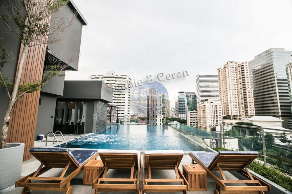 SeCeTravel-Bangkok-Arte Hotel-Swimming Pool-2