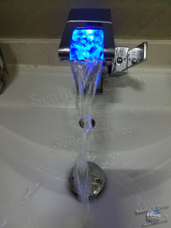 SeCetravel-代購-LED發光瀑布冷熱水龍頭5